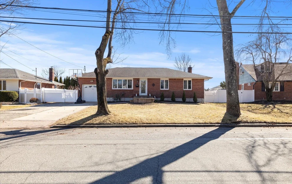 Unit for sale at 16 Rosalie Place, Huntington, NY 11725