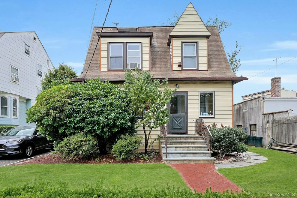 Unit for sale at 11 Woodland Avenue, New Rochelle, NY 10805