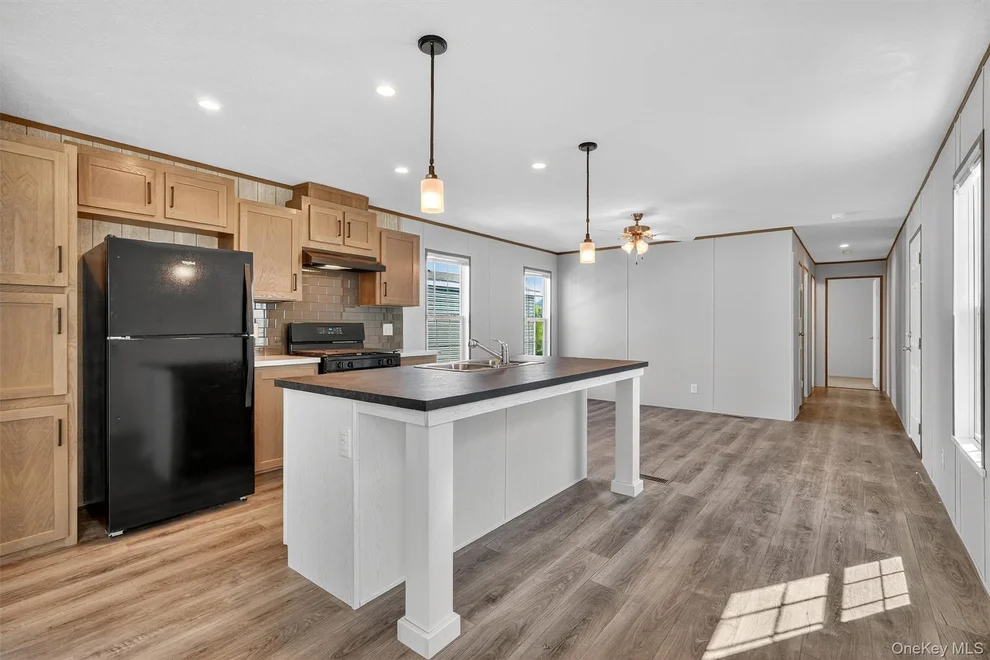 Unit for sale at 12 Ba Mar Drive, Stony Point, NY 10980