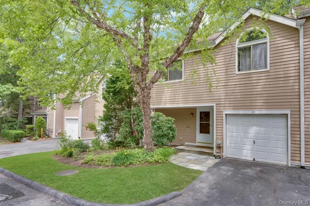 Unit for sale at 20 Waters Edge, New Castle, NY 10514