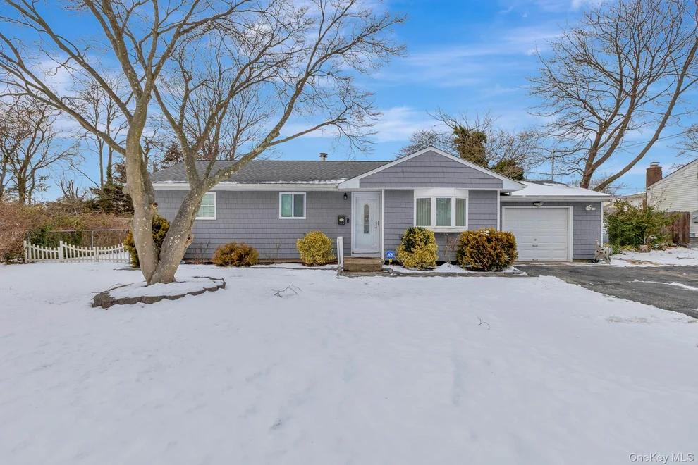 Unit for sale at 2700 Falcon Avenue, Brookhaven, NY 11763
