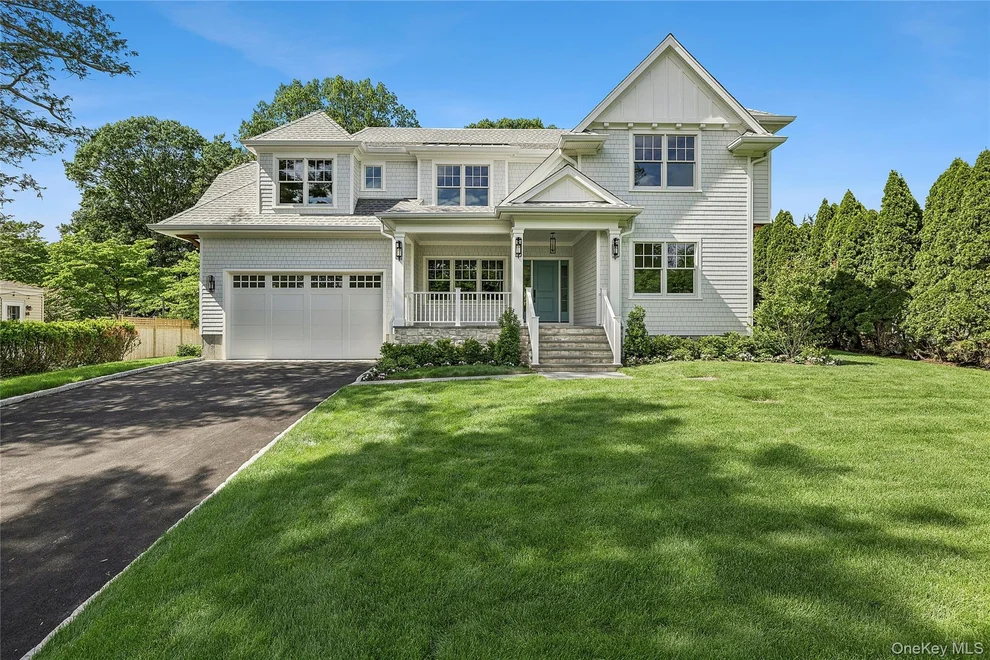 Unit for sale at 8 Club Road, Oyster Bay, NY 11579
