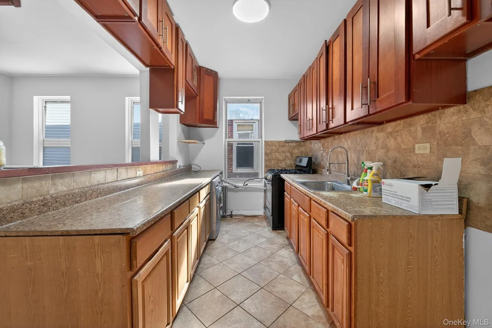 Unit for sale at 667 Hemlock Street, New York, NY 11208