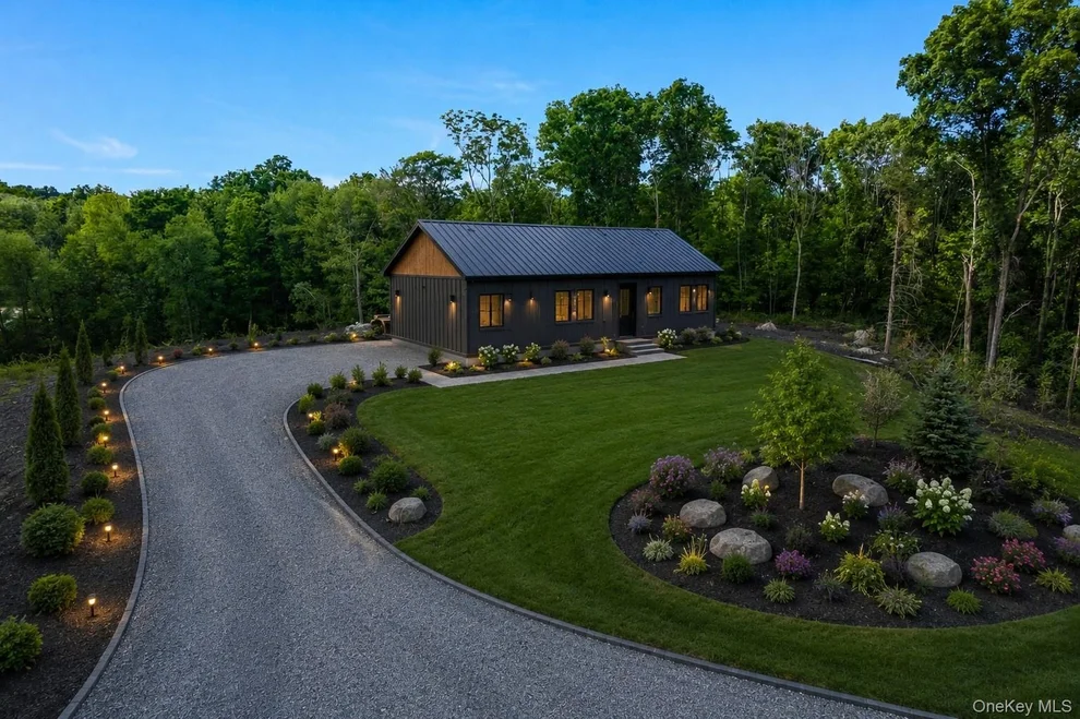 Unit for sale at 625 Traver Road, Pleasant Valley, NY 12569
