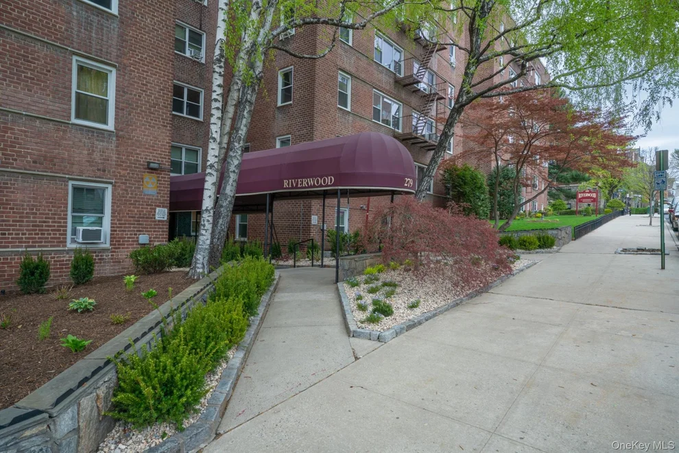 Unit for sale at 279 N Broadway, Yonkers, NY 10701