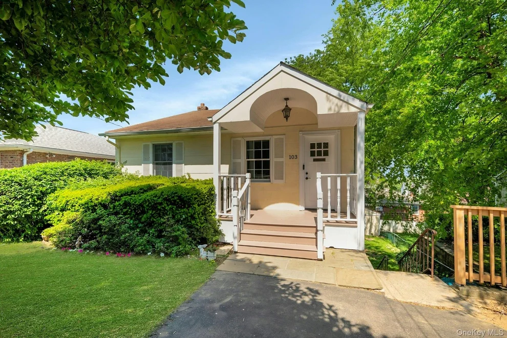 Unit for sale at 103 Kingsley Drive, Yonkers, NY 10710