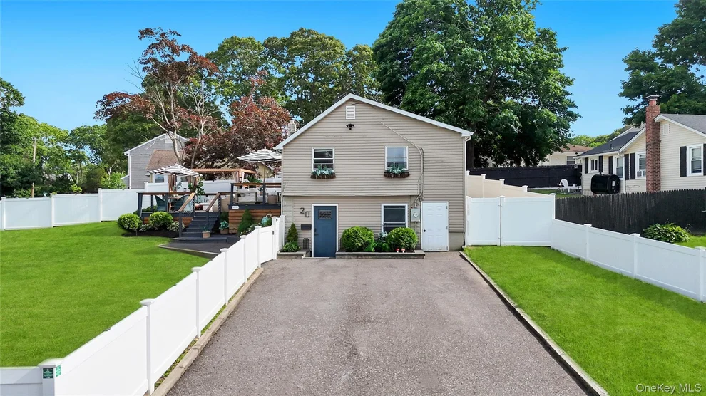 Unit for sale at 20 Adirondack Drive, Brookhaven, NY 11784