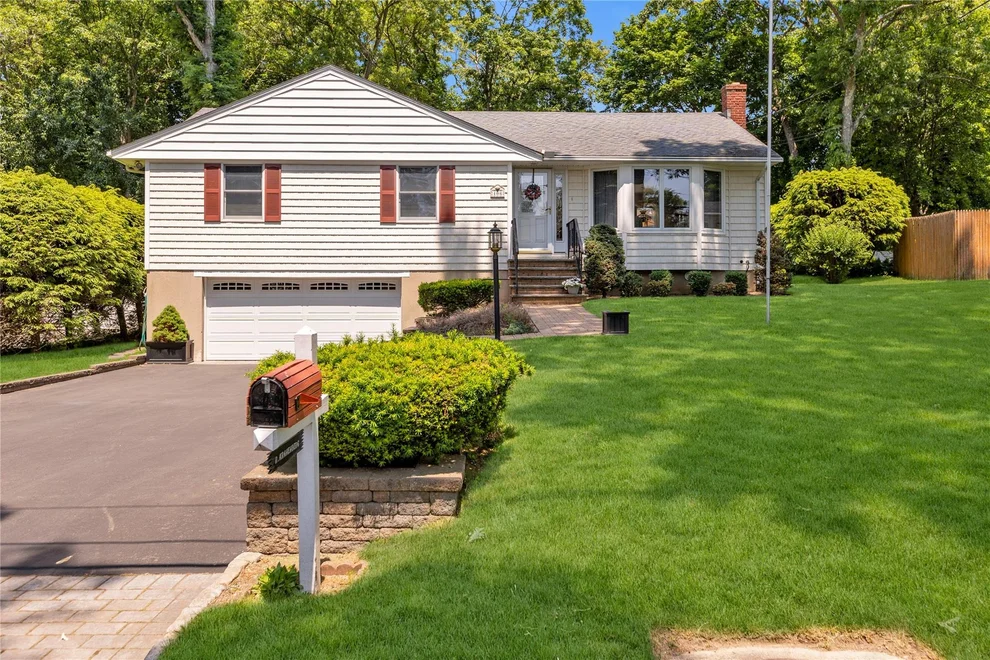 Unit for sale at 406 Lynn Avenue, Huntington, NY 11731