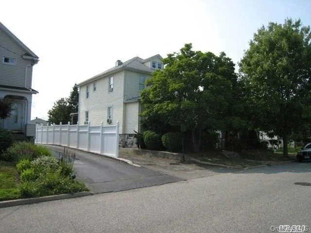 Unit for sale at 48 Nassau Avenue, Oyster Bay, NY 11542