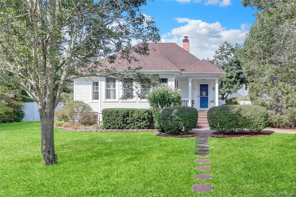 Unit for sale at 1606 Grundy Avenue, Islip, NY 11741