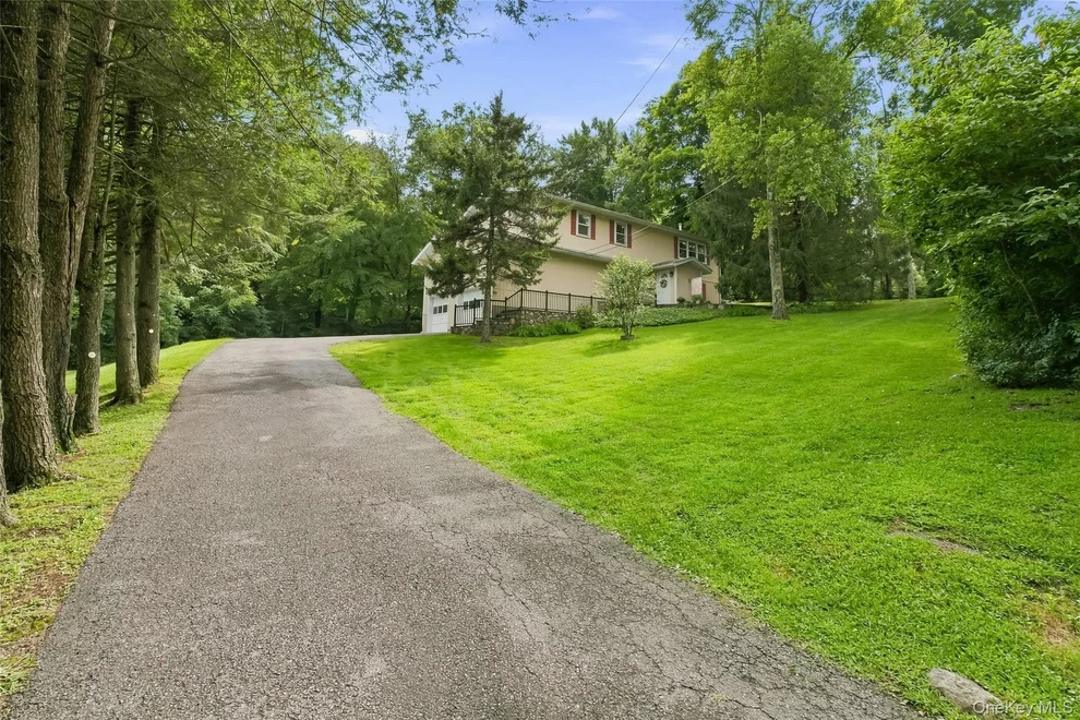 Unit for sale at 54 Deans Bridge Road, Somers, NY 10589