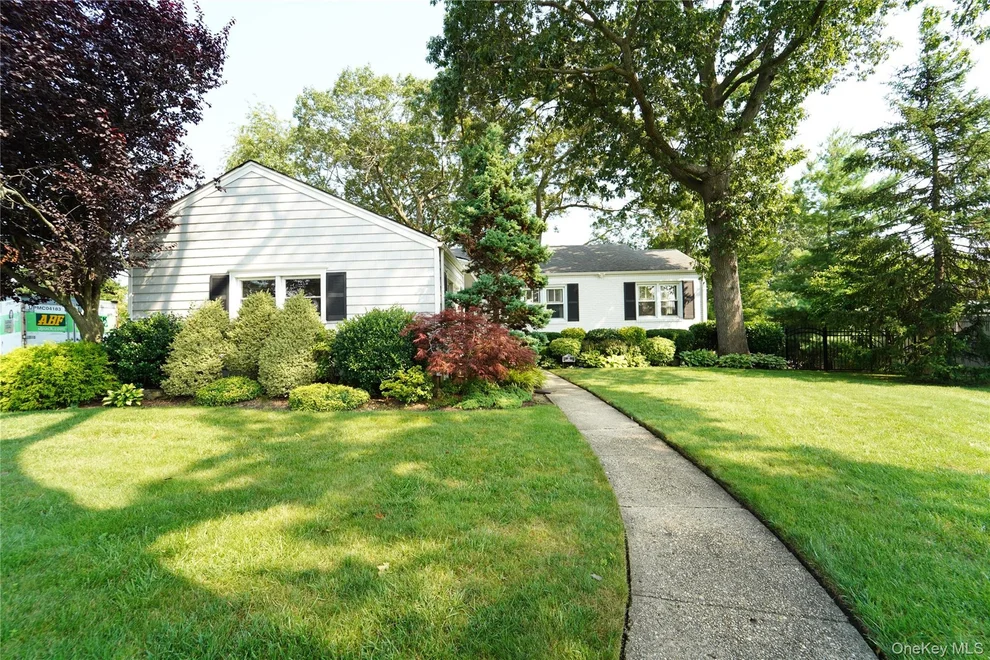 Unit for sale at 22 Anding Avenue, Hempstead, NY 11566