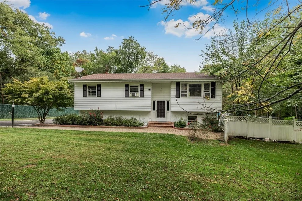 Unit for sale at 109 Ridge Road, Clarkstown, NY 10989