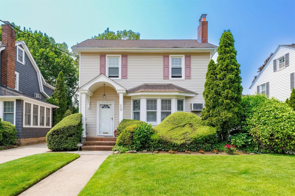 Unit for sale at 20 Hamilton Street, Hempstead, NY 11570