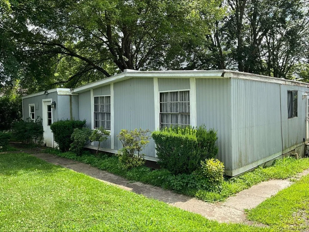 Unit for sale at 23 Clearview Road, Dover, NY 12594