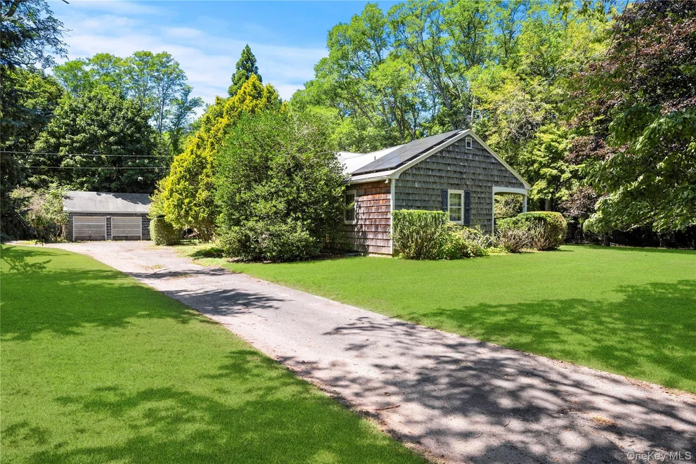 Unit for sale at 26 S Menantic Road, Shelter Island, NY 11964