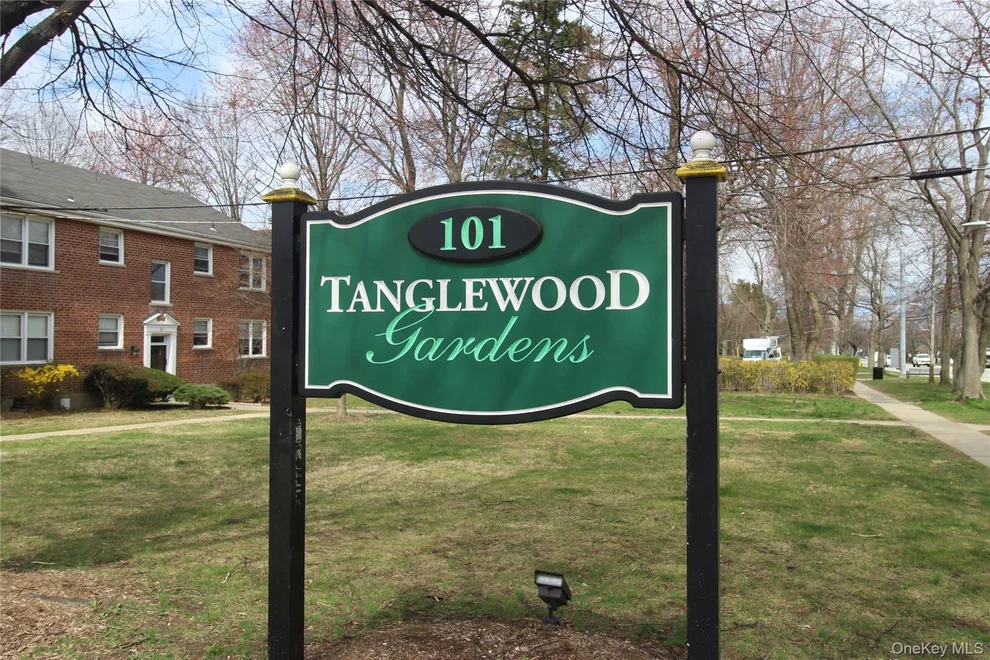 Unit for sale at 101 N Broadway, White Plains, NY 10603