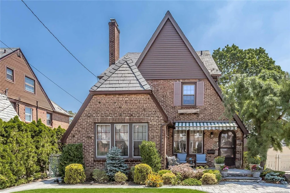 Unit for sale at 176 Brixton S. Road, Hempstead, NY 11530