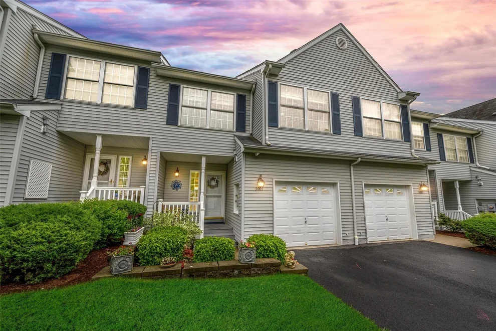 Unit for sale at 5005 John Hancock Court, New Windsor, NY 12553