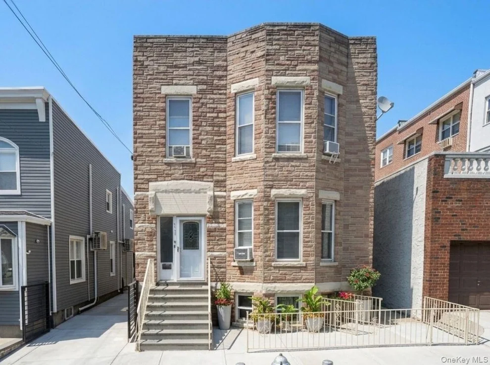 Unit for sale at 20-71 41st Street, New York, NY 11105