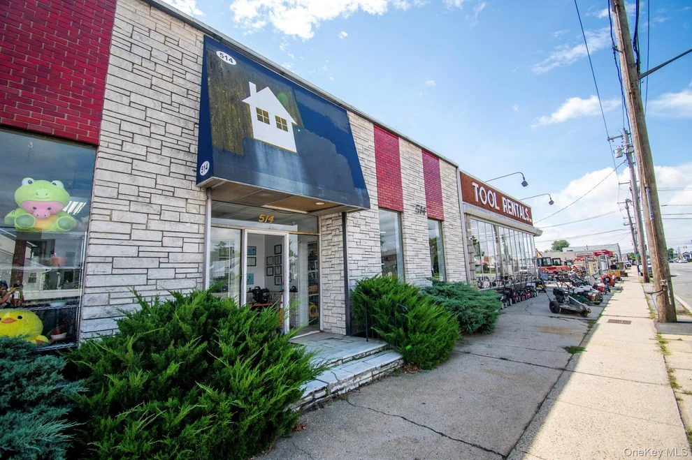 Unit for sale at 500 - 514 Merrick Road, Hempstead, NY 11510