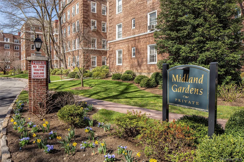 Unit for sale at 2 Midland Gardens Avenue, Eastchester, NY 10708
