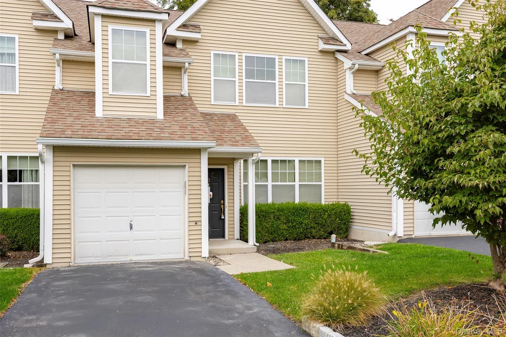 Unit for sale at 32 Halley Court, Poughkeepsie, NY 12601