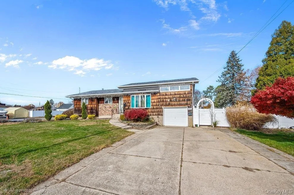 Unit for sale at 185 Throop Street, Babylon, NY 11704