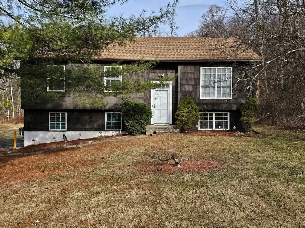 Unit for sale at 2 Kensington Drive, East Fishkill, NY 12533