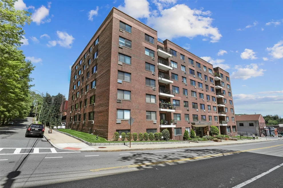 Unit for sale at 25 Lake Street, White Plains, NY 10603