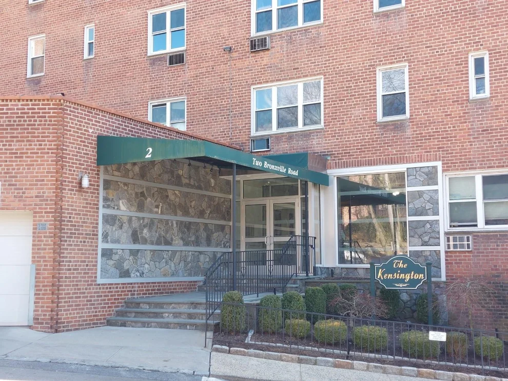 Unit for sale at 2 Bronxville Road, Yonkers, NY 10708