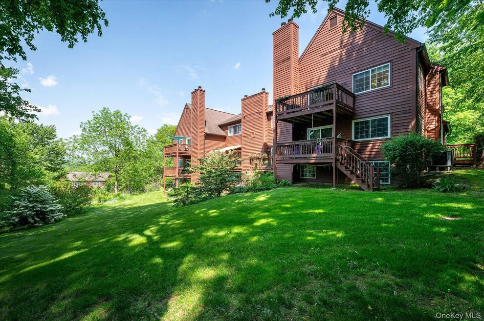 Unit for sale at 806 Orchard Hill Lane, Southeast, NY 10509