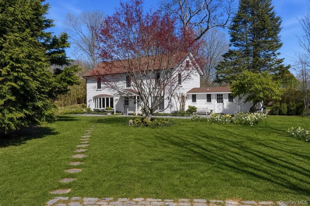 Unit for sale at 5 Osprey Lane, Shelter Island, NY 11964