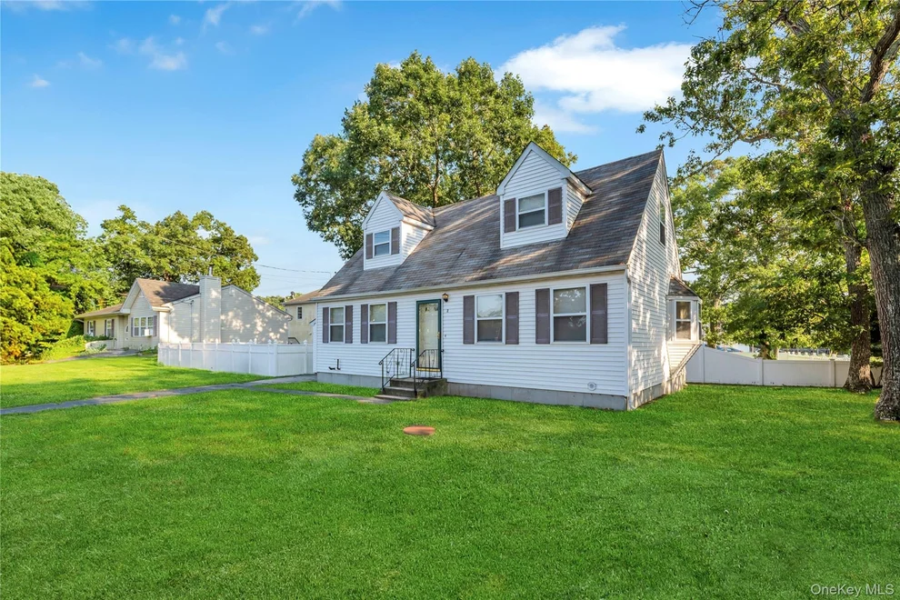 Unit for sale at 2 Brushwood Drive, Brookhaven, NY 11967
