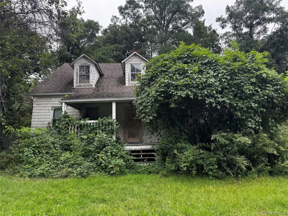 Unit for sale at 47 Route 25A, Smithtown, NY 11787