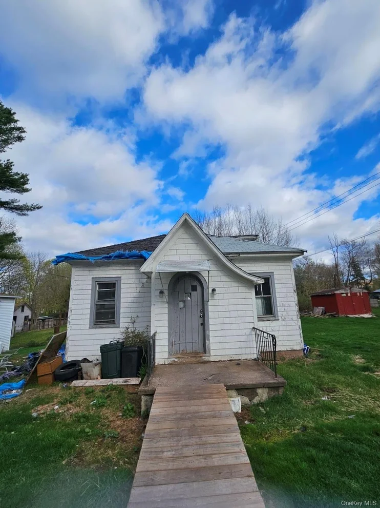 Unit for sale at 5 Highland Avenue, Thompson, NY 12701
