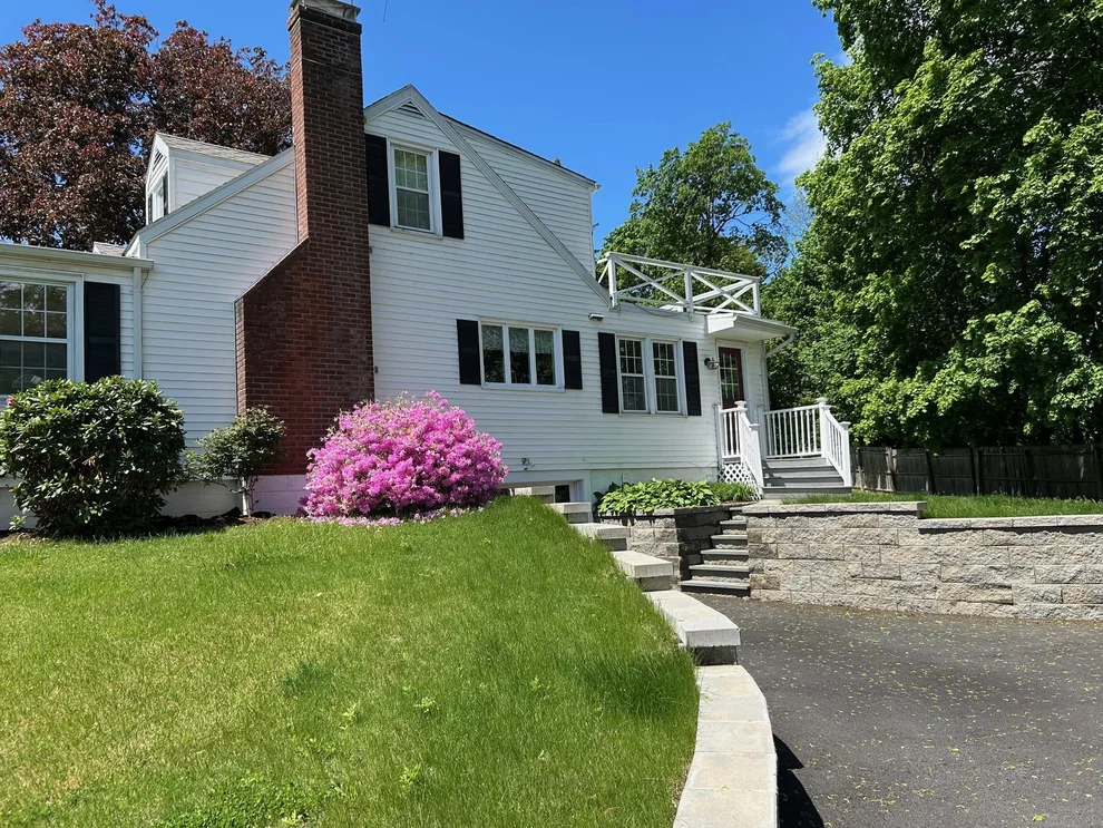 Unit for sale at 8 Van Siclen Drive, Poughkeepsie (Town), NY 12601