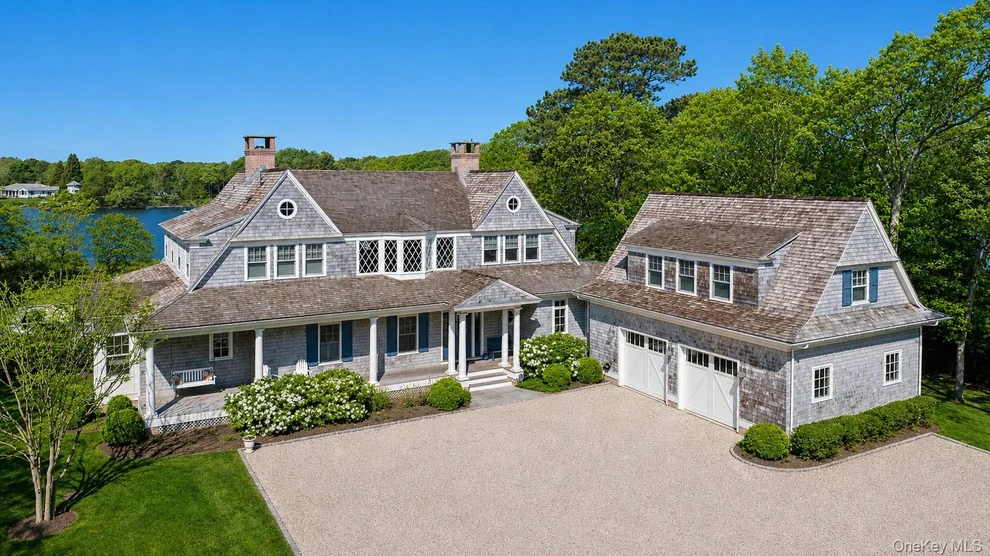 Unit for sale at 43 Old Main Road, Southampton, NY 11959