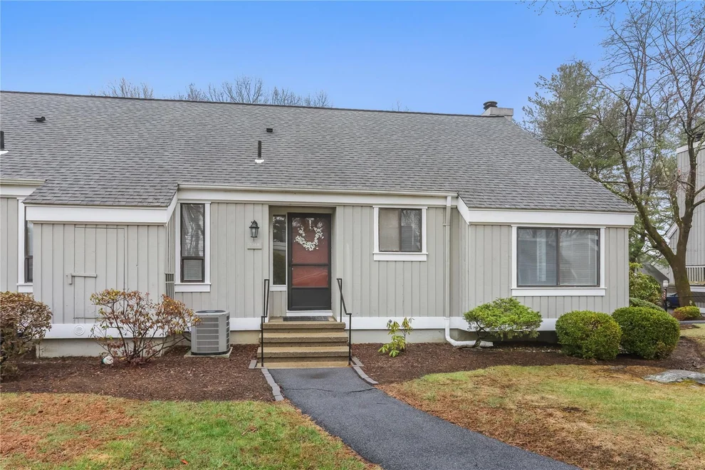 Unit for sale at 136 Heritage Hills, Somers, NY 10589