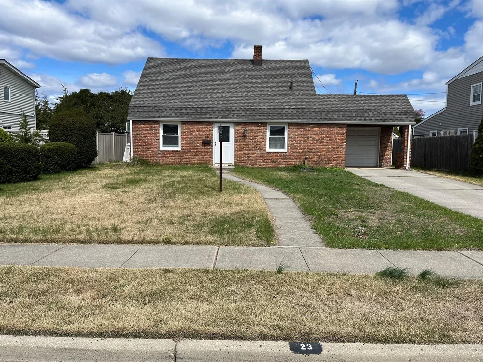 Unit for sale at 23 Glade Lane, Hempstead, NY 11756