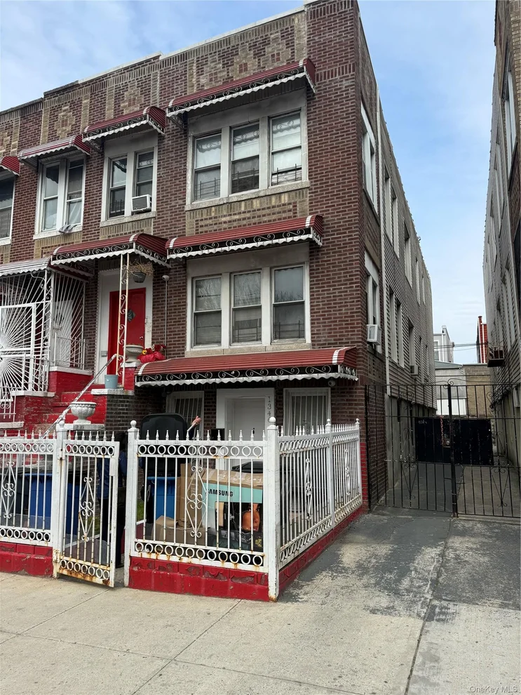 Unit for sale at 1346 Elder Avenue, New York, NY 10472