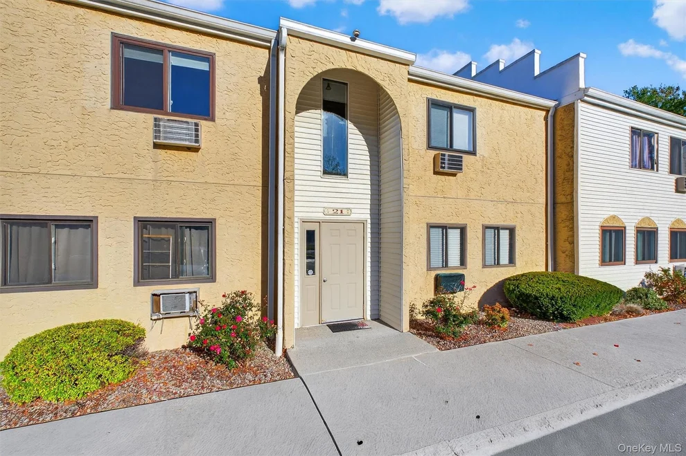 Unit for sale at 21 Carnaby Street, Wappinger, NY 12590