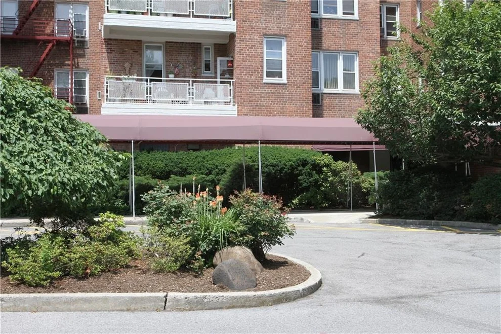 Unit for sale at 245 Rumsey Road, Yonkers, NY 10701
