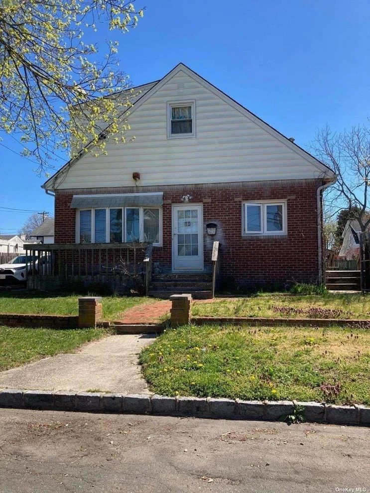 Unit for sale at 180 N 7th Street, Babylon, NY 11757