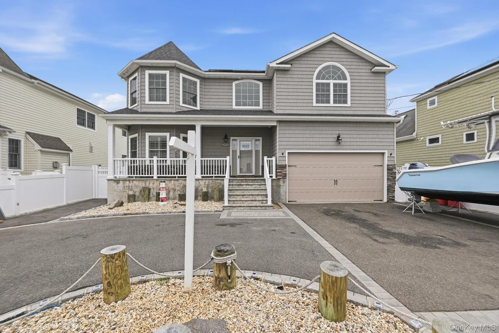Unit for sale at 3685 Nimrod Street, Oyster Bay, NY 11783
