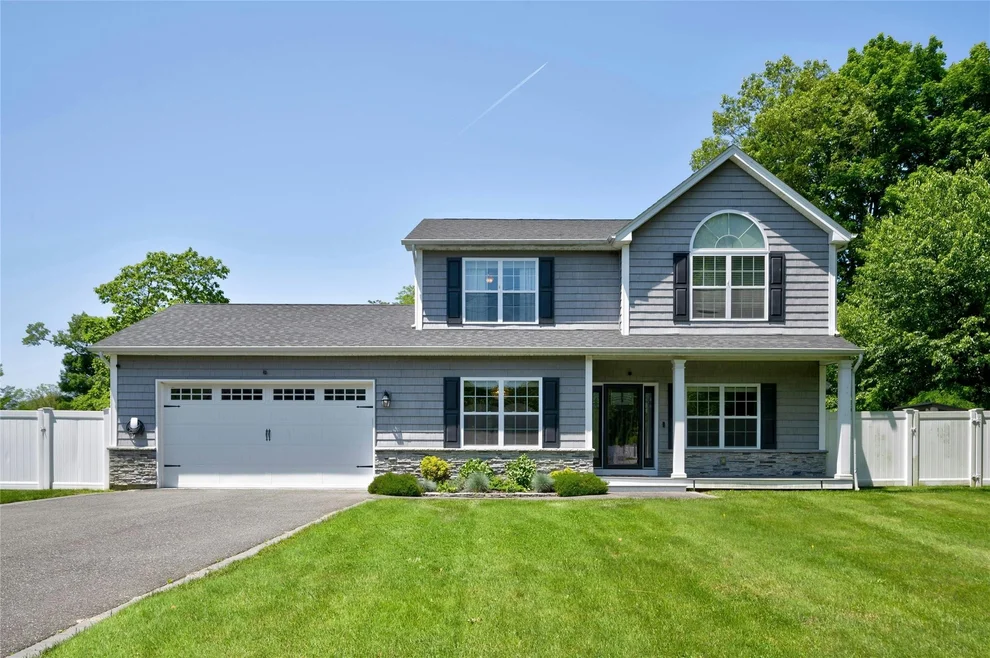 Unit for sale at 1644 Coates Avenue, Islip, NY 11741