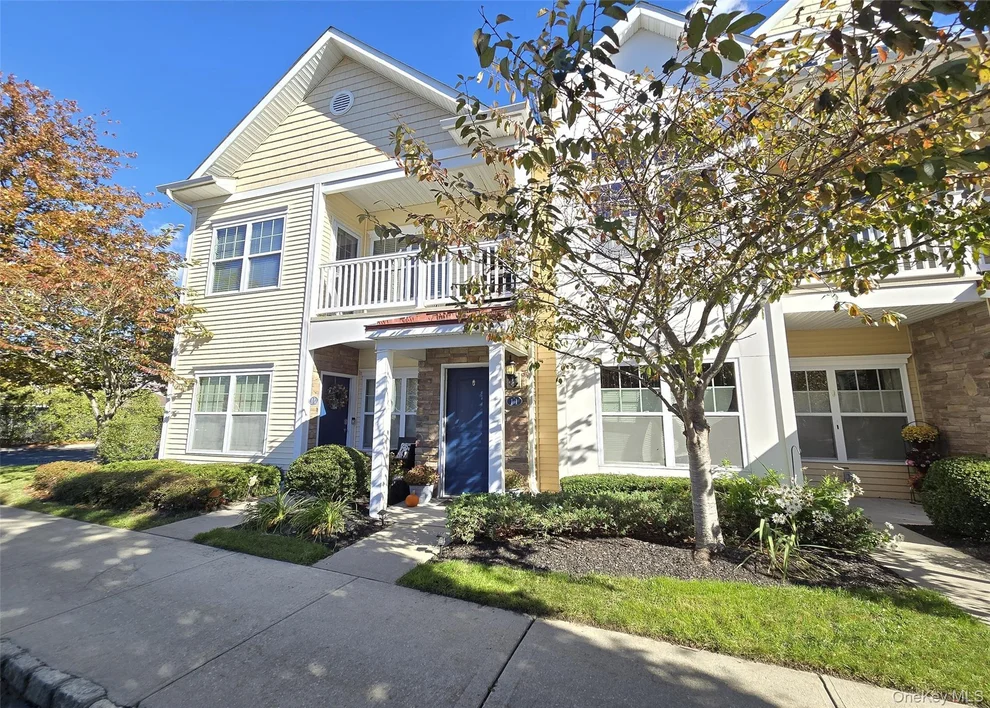 Unit for sale at 11 Lager Lane, Brookhaven, NY 11772