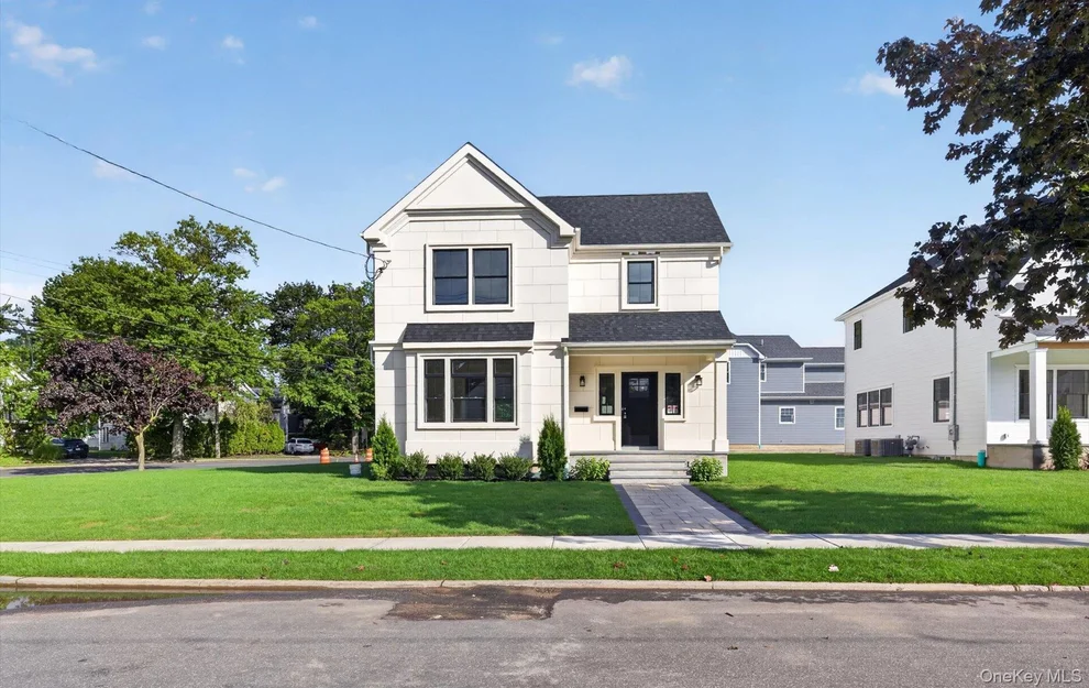 Unit for sale at 131 Searingtown Road, North Hempstead, NY 11507
