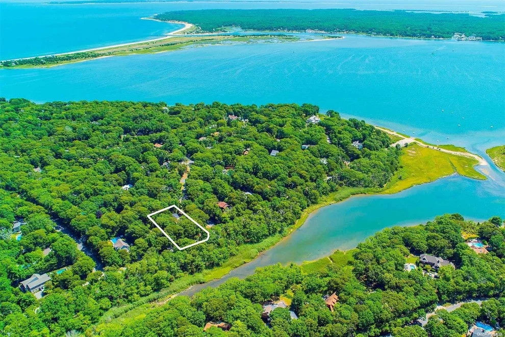 Unit for sale at 783 Hands Creek Road, East Hampton, NY 11937