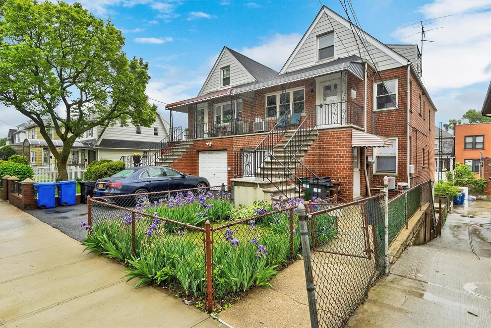 Unit for sale at 1643 Tomlinson Avenue, New York, NY 10461